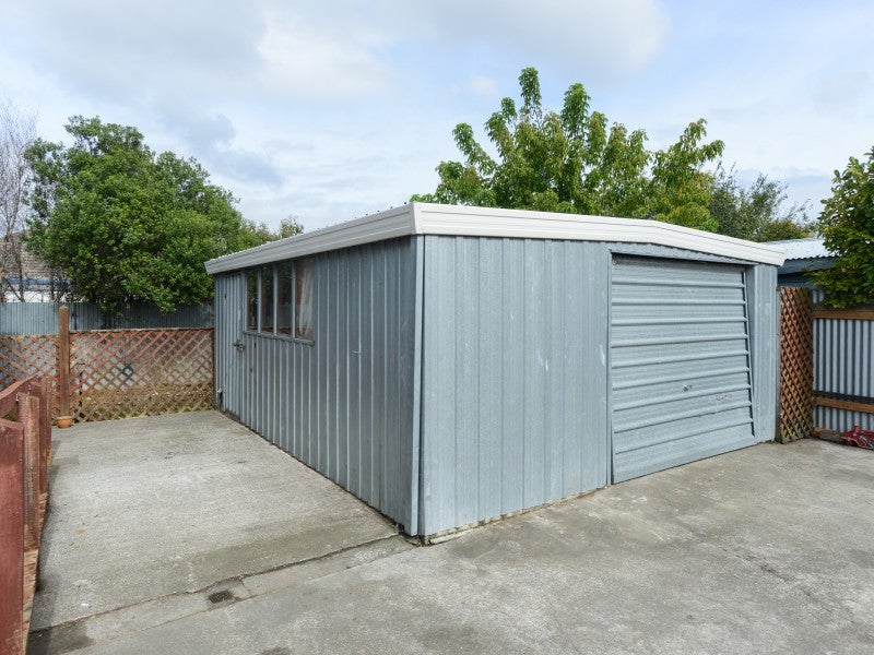 911A Collinge Road, Mayfair, Hastings - Carousel 14