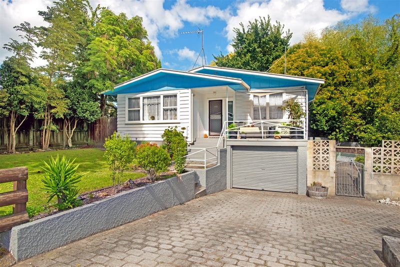 216 Stout Street, Mangapapa, Gisborne - Carousel 1
