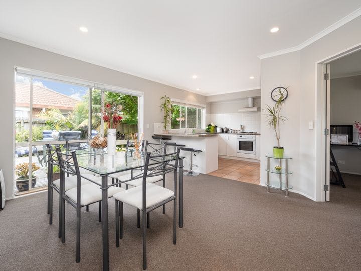 1/4 Ballycullanie Place, Dannemora, Auckland - Carousel 2