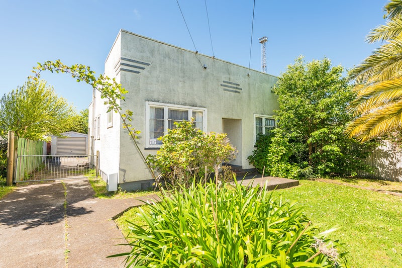 41 Salisbury Avenue, Whanganui East, Whanganui - Carousel 1