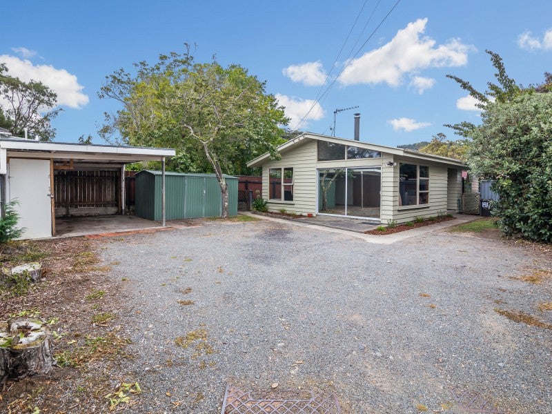 121 Martin Street, Wallaceville, Upper Hutt - Carousel 26