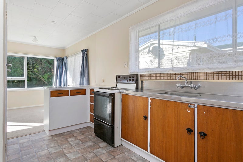 21 Whitmore Street, Kihikihi, Te Awamutu - Carousel 2