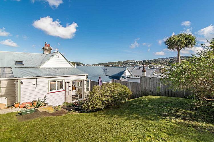115 Mein Street, Newtown, Wellington - Carousel 2