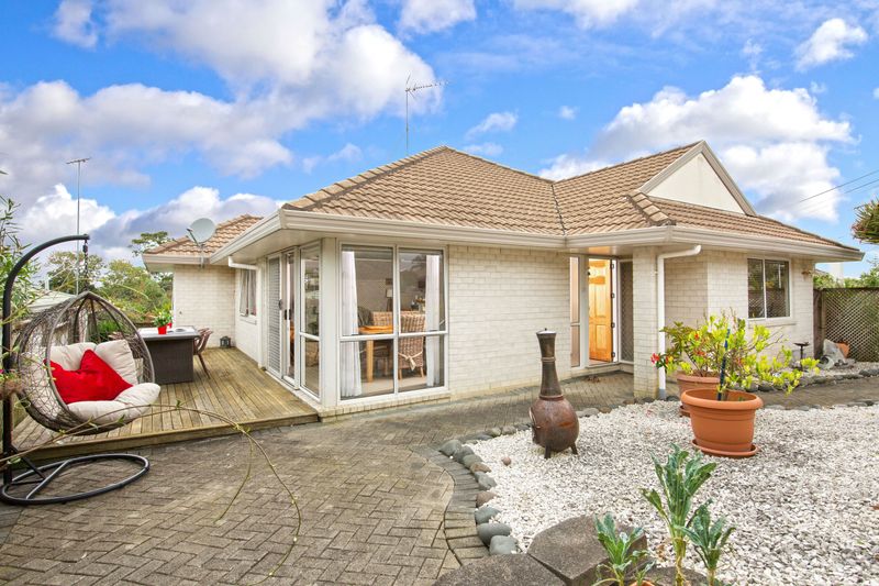 1/12 Alexander Street, Cockle Bay, Auckland - Carousel 1