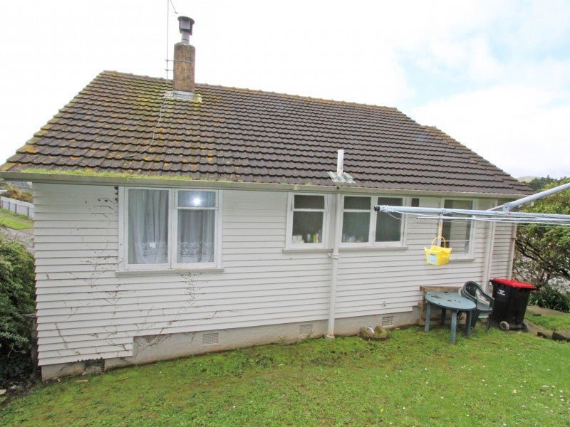 46 Gloucester Street, Cannons Creek, Porirua - Carousel 17