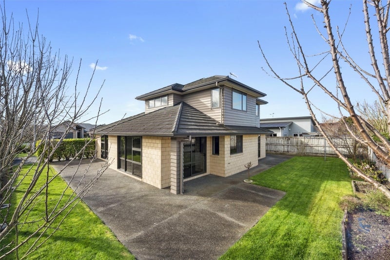 62 Rhys Avenue, Huntington, Hamilton - Carousel 2