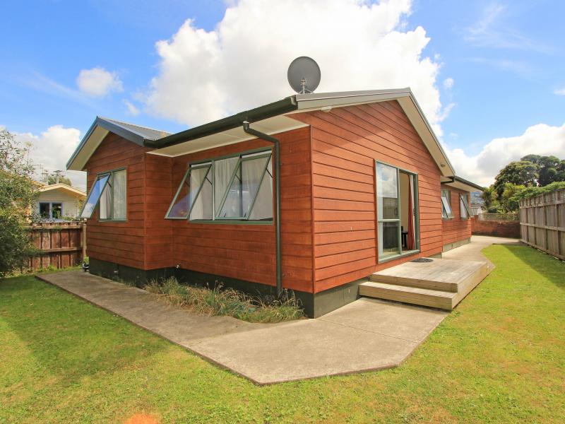 25A Trevethick Grove, Woburn, Lower Hutt - Carousel 2