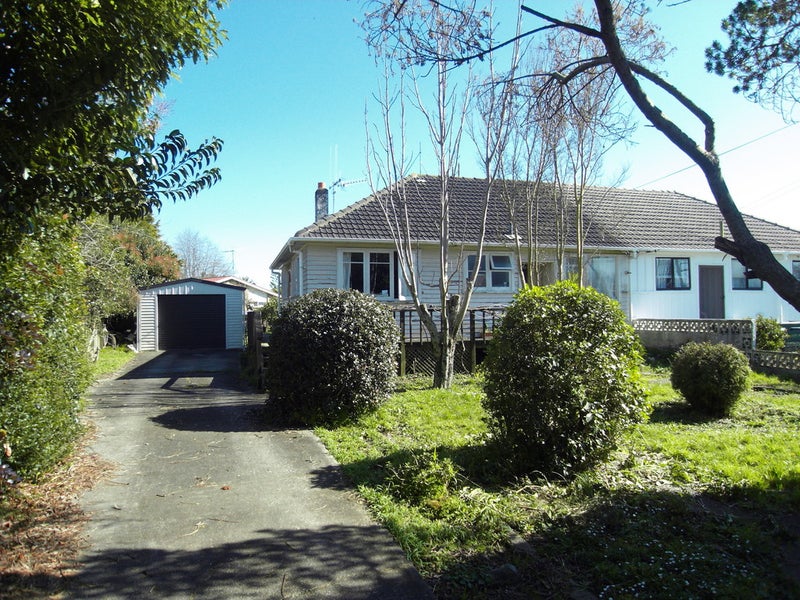 12 Pinfold Avenue, Hamilton East, Hamilton - Carousel 1