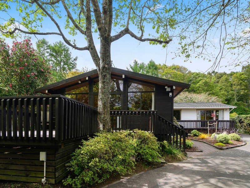 16 Awatea Terrace, Lynmore, Rotorua - Carousel 13