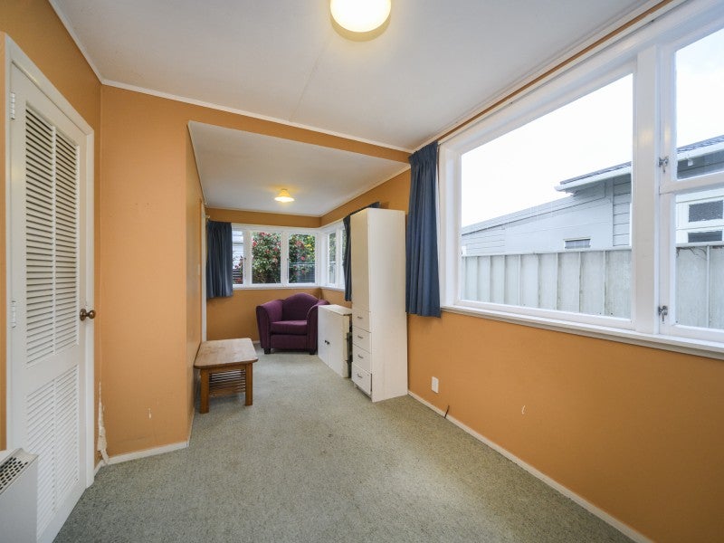 11 Beresford Street, Takaro, Palmerston North - Carousel 14