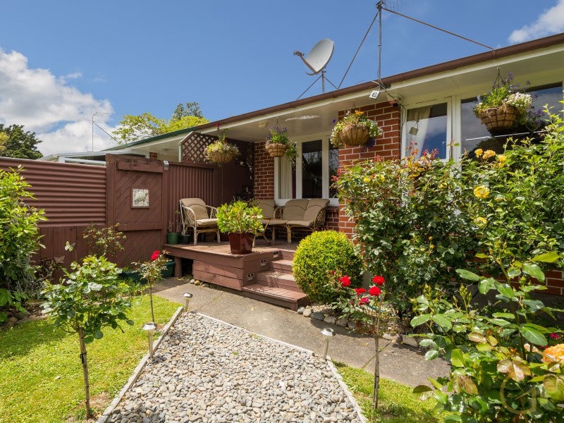 2/88 Moonshine Road, Trentham, Upper Hutt - Carousel 1