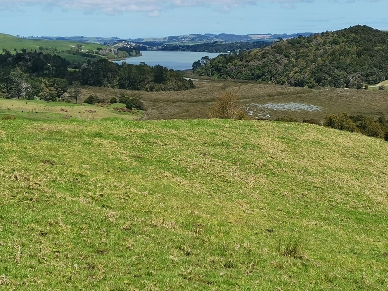 1711 State Highway 12, Paparoa - Carousel 21