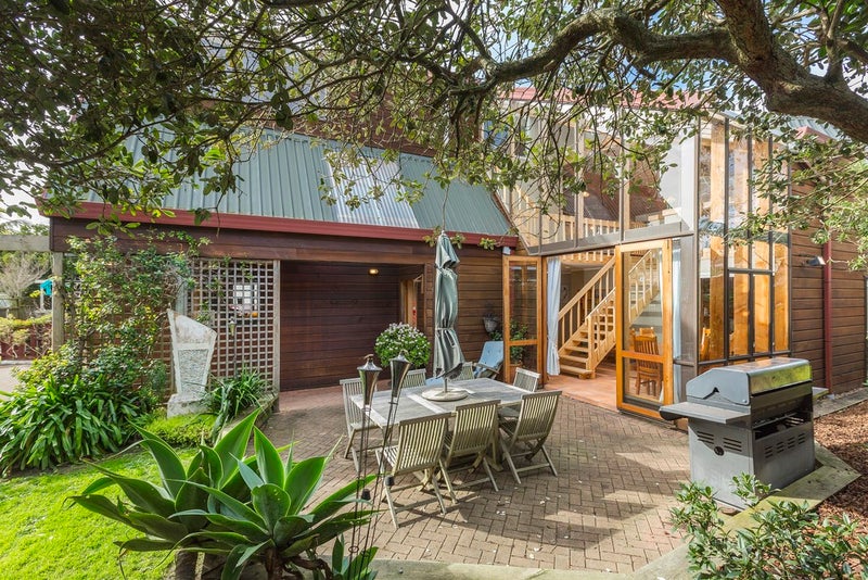 75A ARAMOANA AVE, Devonport, Auckland - Carousel 2