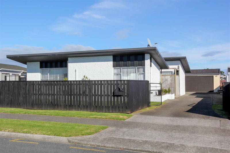 17 Mangati Road, Bell Block, New Plymouth - Carousel 1