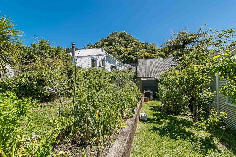 137 Aro Street, Aro Valley, Wellington - Carousel 17