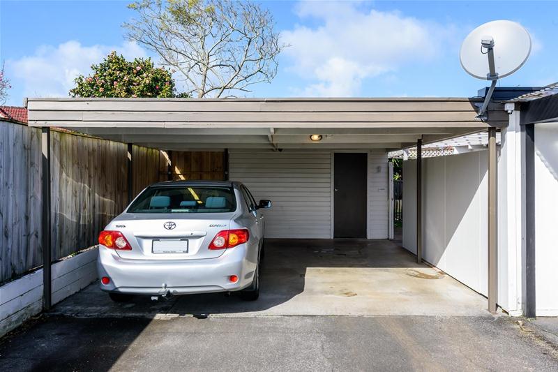 2/7 Tina Place, Sunnyhills, Auckland - Carousel 16