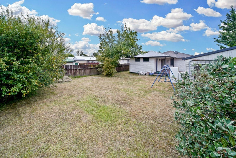 8 Wordsworth Crescent, Enderley, Hamilton - Carousel 26