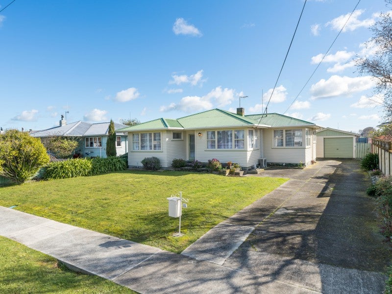20 Peters Avenue, Cloverlea, Palmerston North - Carousel 1