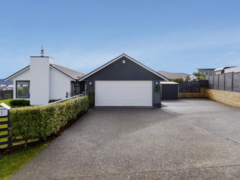 11 Loloma Way, Wharewaka, Taupo - Carousel 21