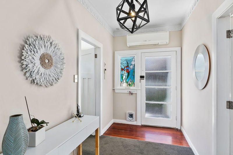 16 Ranui Crescent, Khandallah, Wellington - Carousel 12