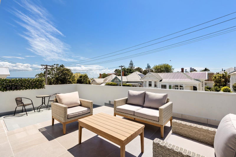 18 Tole Street, Ponsonby, Auckland - Carousel 2