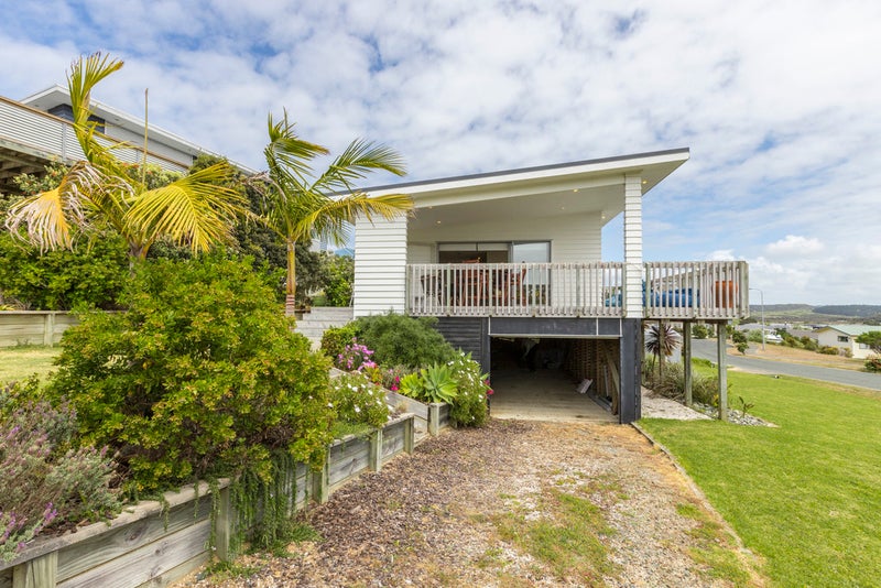 31 Driftwood Place, Mangawhai Heads, Mangawhai - Carousel 1