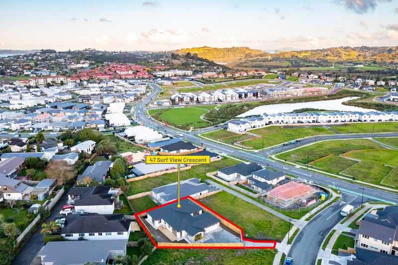 47 Surf View Crescent, Red Beach, Red Beach - Carousel 24
