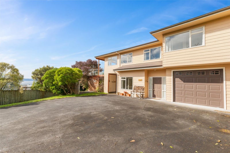 27 Turangitukua Terrace, Turangi - Carousel 2
