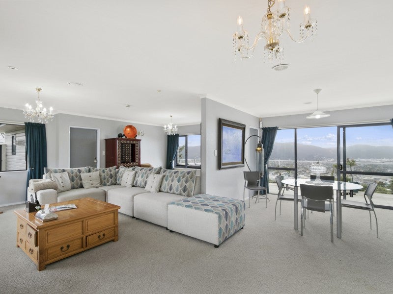 6 Opurere Grove, Tirohanga, Lower Hutt - Carousel 1