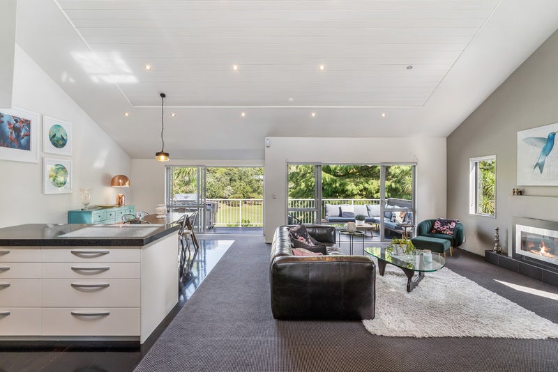33A Ripon Crescent, Meadowbank, Auckland - Carousel 2