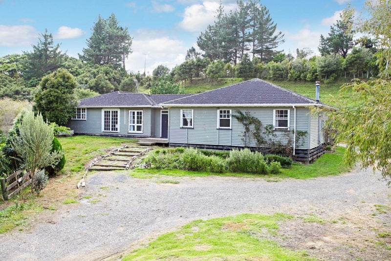 314 Onewhero-Tuakau Bridge Road, Tuakau - Carousel 1