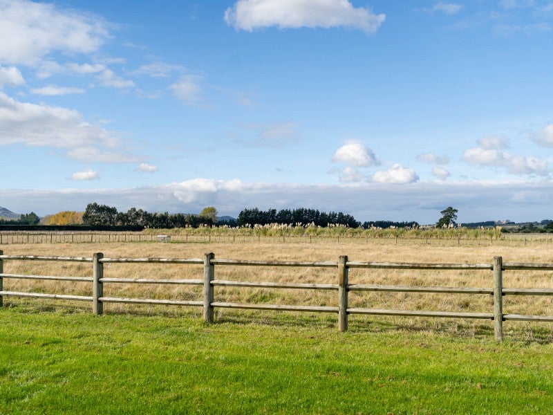 102 Paierau Road, Masterton - Carousel 23