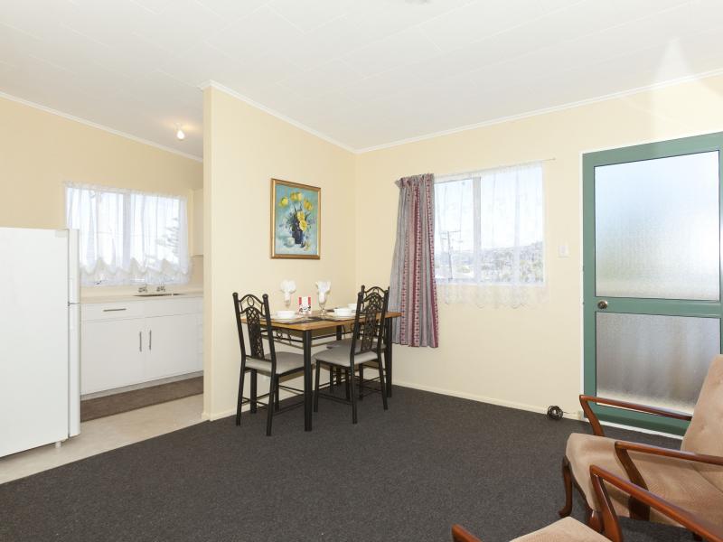 8/35 Fitzherbert St Alice, ALICETOWN, LOWER HUTT - Carousel 2