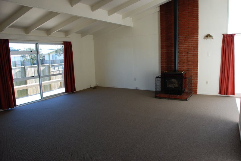 28 Frickleton Street, Taradale, Napier - Carousel 2