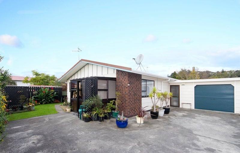 12A Moana Street, Whanganui East, Whanganui - Carousel 1