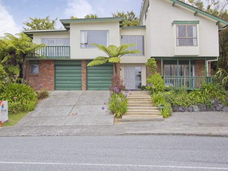 135 Tirohanga Road, Tirohanga, Lower Hutt - Carousel 2