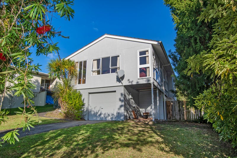 8 Friendship Place, Onerahi, Whangarei - Carousel 1