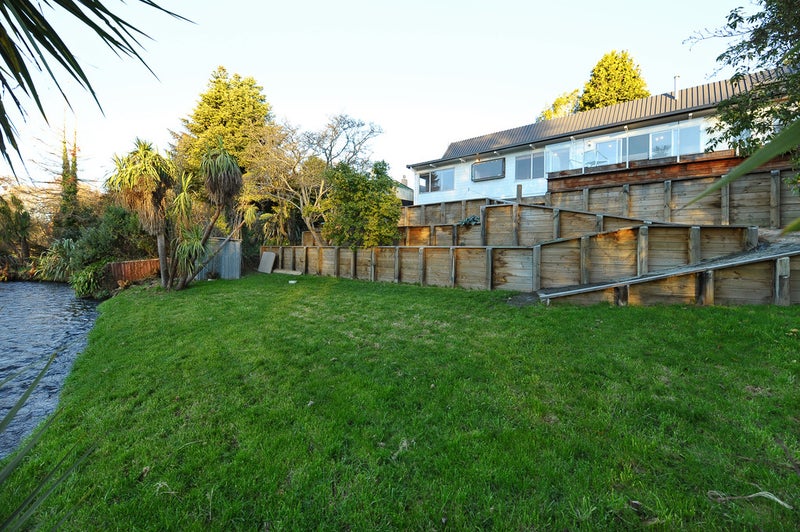 5A Cunliffe Road, Redwood, Christchurch - Carousel 2