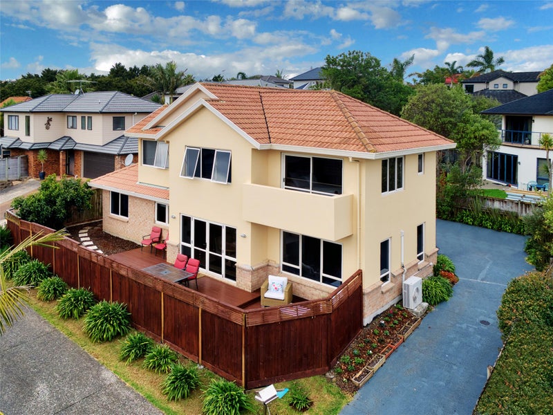 83A Mt Lebanon Crescent, The Gardens, Auckland - Carousel 1