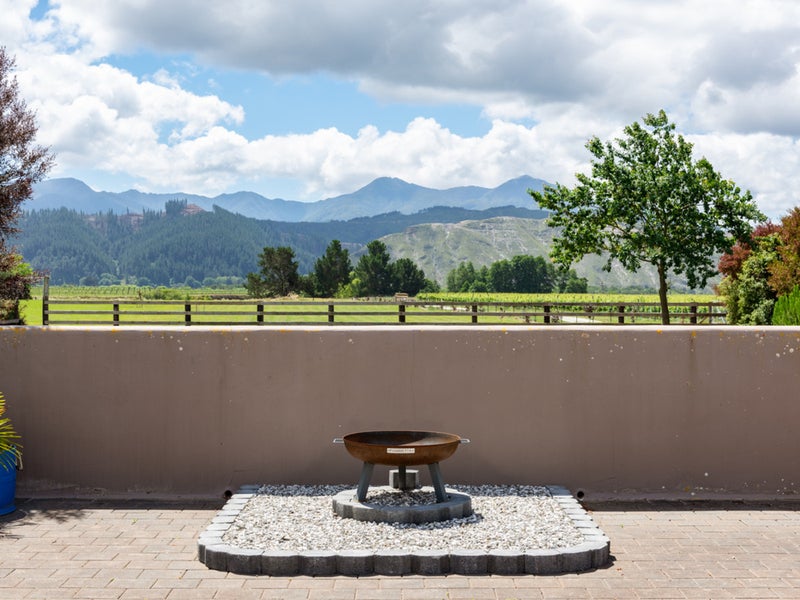 1050 State Highway 63, Blenheim - Carousel 1