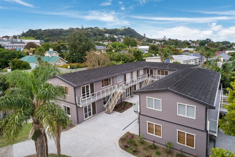 10L Sylvan Avenue, Northcote, Auckland - Carousel 14