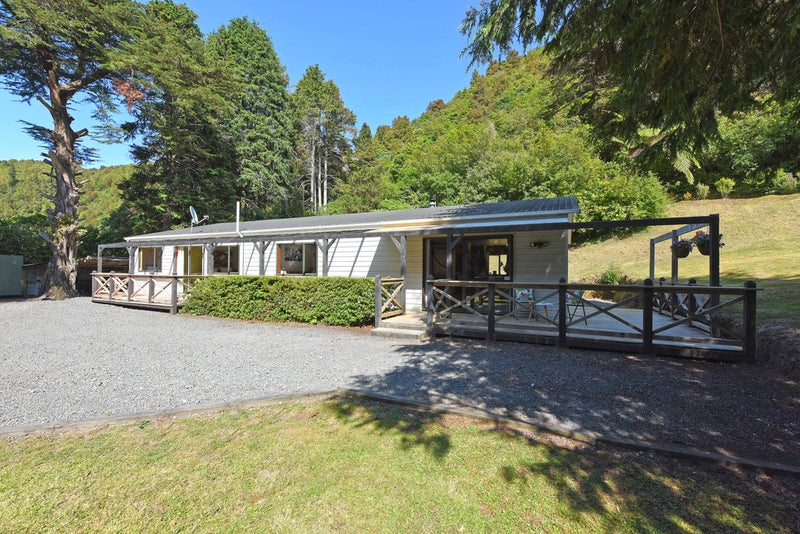 2176 Akatarawa Road, Upper Hutt - Carousel 1