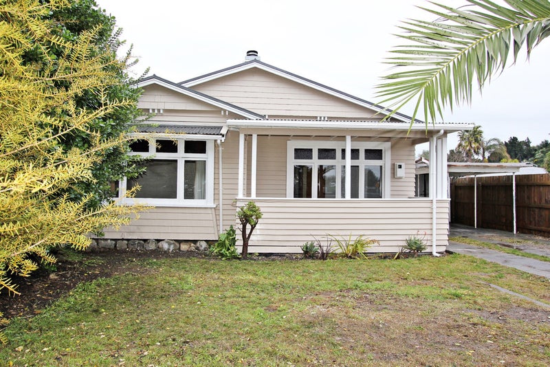 12 Georges Drive, Napier South, Napier - Carousel 1
