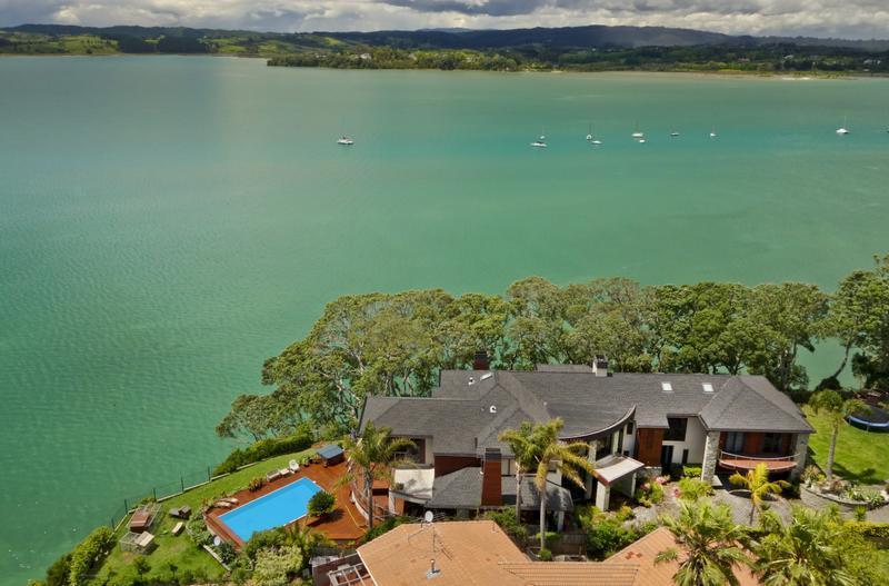 157 Pah Road, Cockle Bay, Auckland - Carousel 1