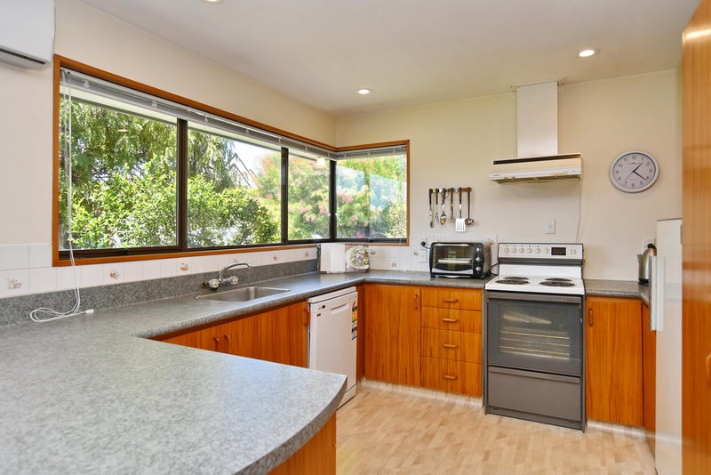 16 Nyoli Street, Northcote, Christchurch - Carousel 2