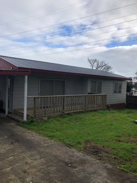 2 Takanini Road, Takanini, Auckland - Carousel 12
