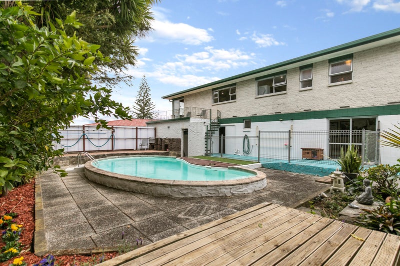 12 Brouder Place, Hillpark, Auckland - Carousel 2