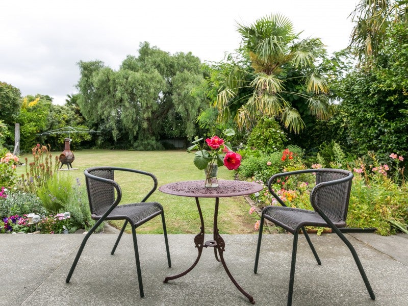 1014E Plunket Street, Saint Leonards, Hastings - Carousel 1