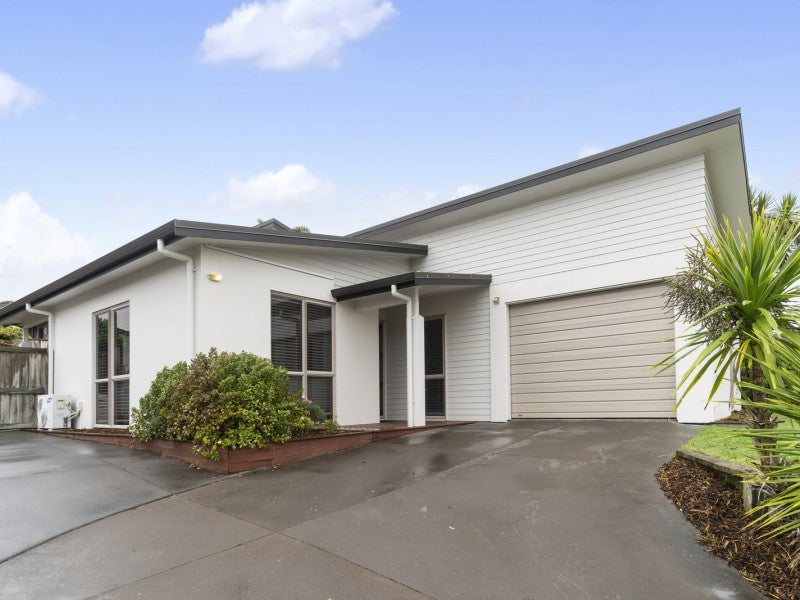 3 Lark Place, Welcome Bay, Tauranga - Carousel 2