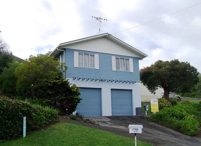 12A Bristow Street, Saint Johns Hill, Whanganui - Carousel 1